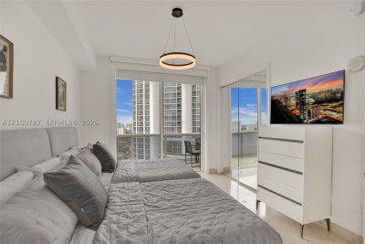 Alquiler de apartamento en Trump Palace 3504