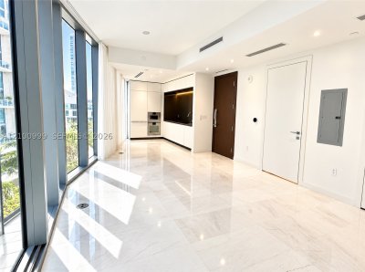 Comprar apartamento en Aston Martin Residences 506E