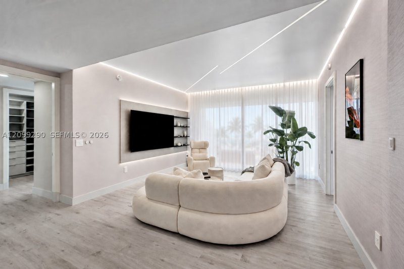 Condo for sale at Trump Palace 602