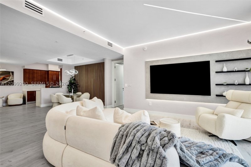 Condo for sale at Trump Palace 602