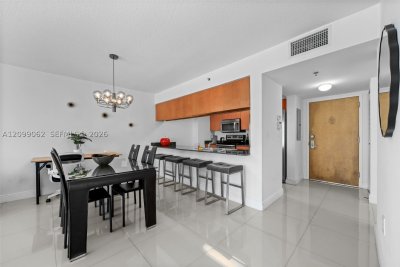 Aluguel de apartamento no The Club At Brickell Bay 3908