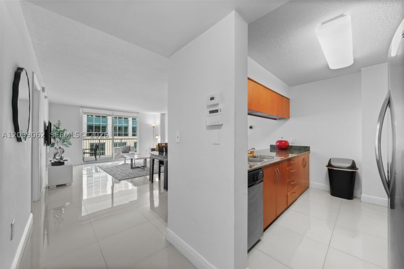 Apartment for rent at The Club At Brickell Bay 3908