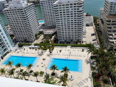 Aluguel de apartamento no The Plaza Tower II 2508