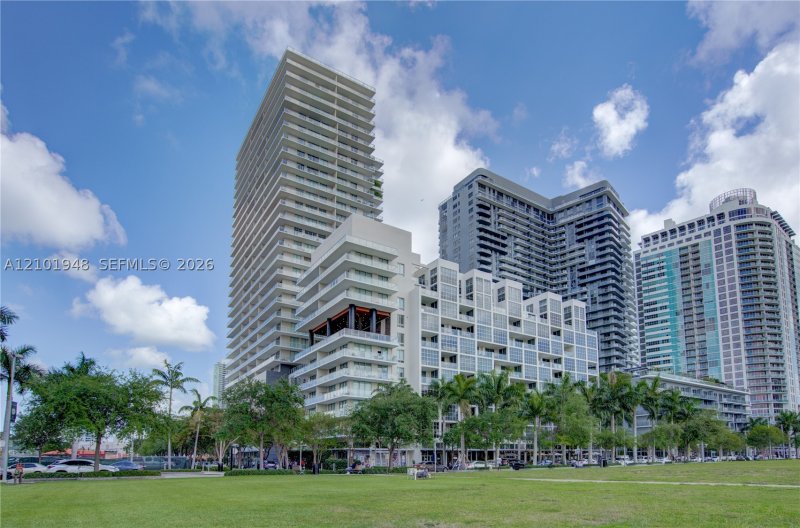 Condo for sale at Midtown Miami 2 PM05