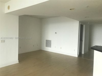 Aluguel de apartamento no One Fifty One at Biscayne 2204