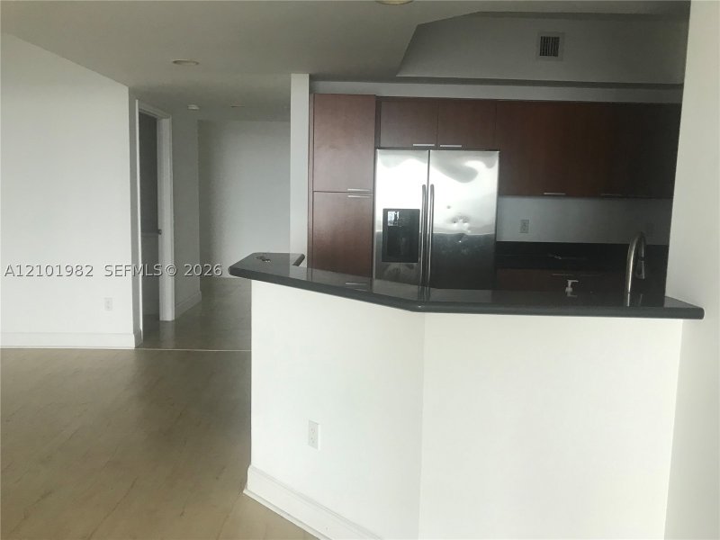 Aluguel de apartamento no One Fifty One at Biscayne 2204