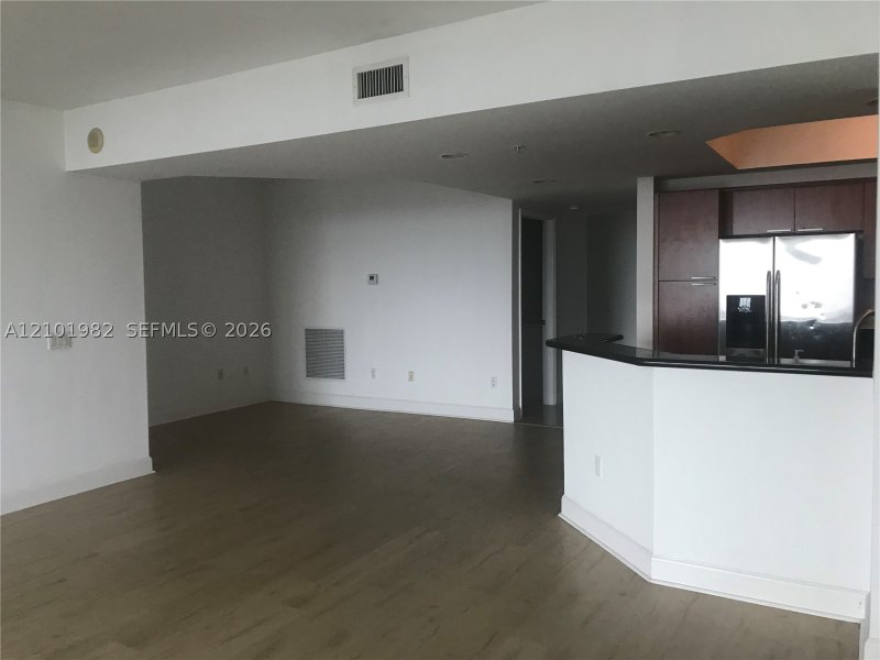 Aluguel de apartamento no One Fifty One at Biscayne 2204