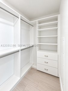 Comprar apartamento en The Bond 1606