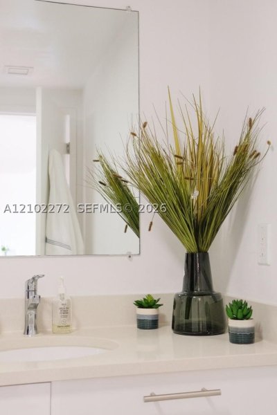 Condo for sale at Midtown Midblock 810