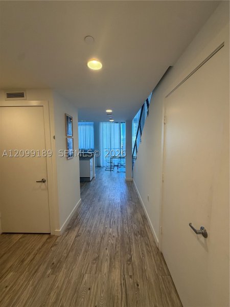 Apartment for rent at Avenue on Brickell 1060 Tower 811