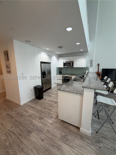 Apartment for rent at Avenue on Brickell 1060 Tower 811