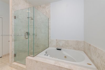 Comprar apartamento en Jade Brickell 606