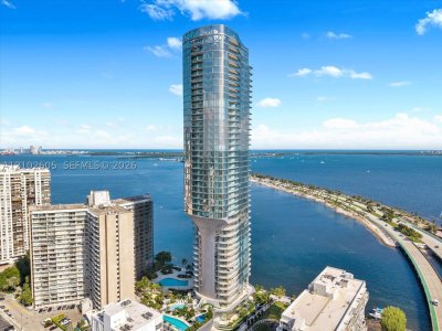 Una Residences at Brickell Apt #3704