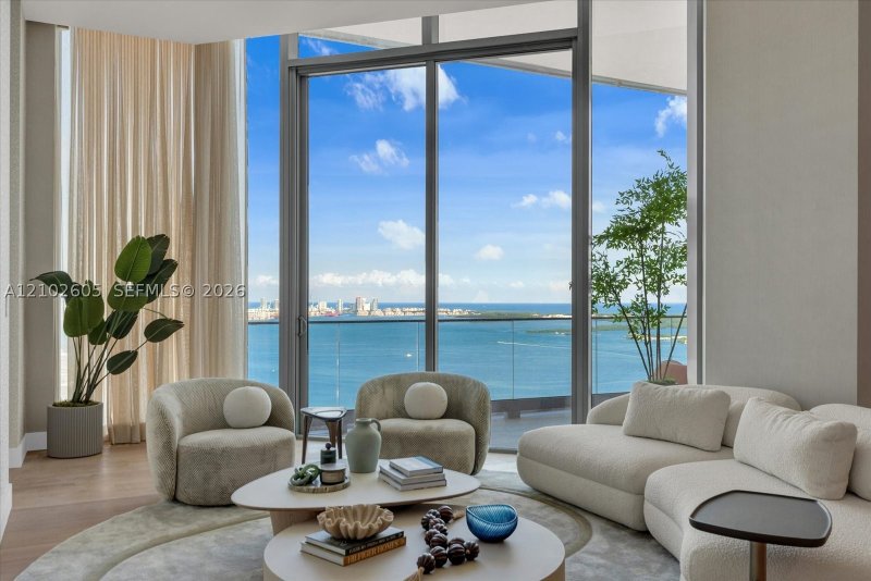 Condo for sale at Una Residences at Brickell 3704