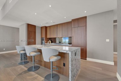 Comprar apartamento en Una Residences at Brickell 3704