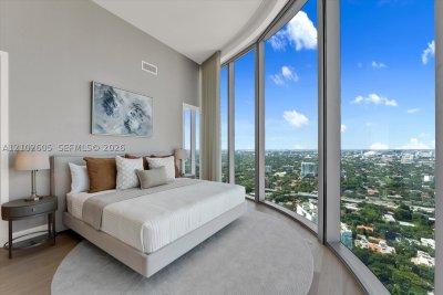 Comprar apartamento en Una Residences at Brickell 3704