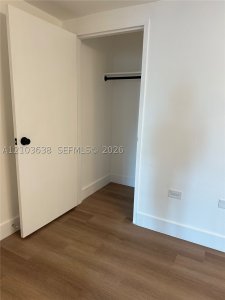 Aluguel de apartamento no Four Ambassadors 1463