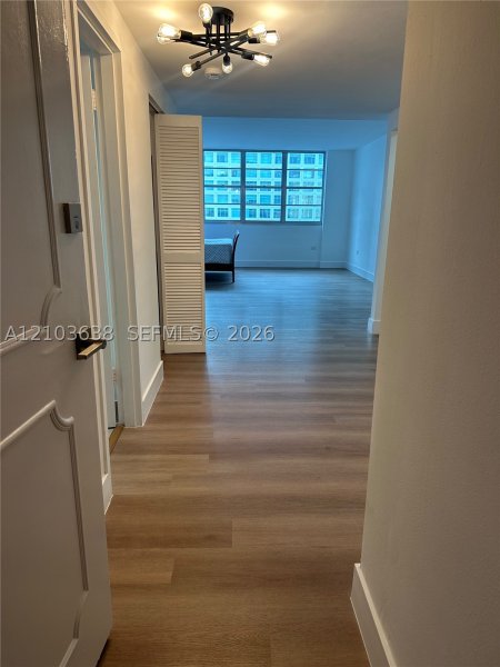 Aluguel de apartamento no Four Ambassadors 1463