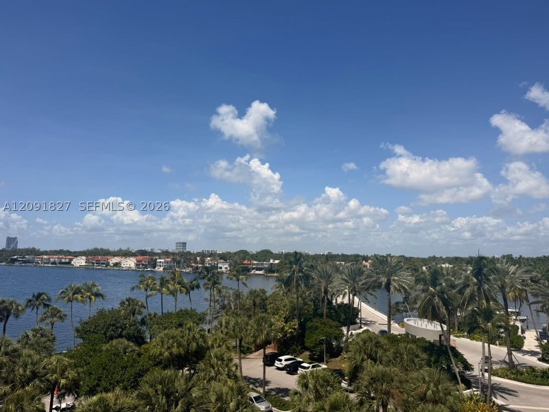 apartamentos en venta en Grove Isles Tower I