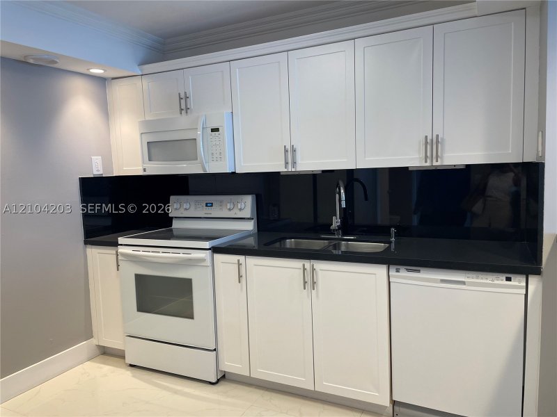Property photo # 4