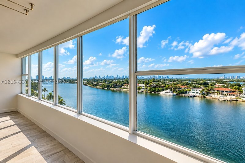 Comprar apartamento en 5600 Collins 9S
