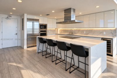 Comprar apartamento en 5600 Collins 9S
