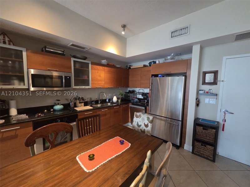 Property photo # 6