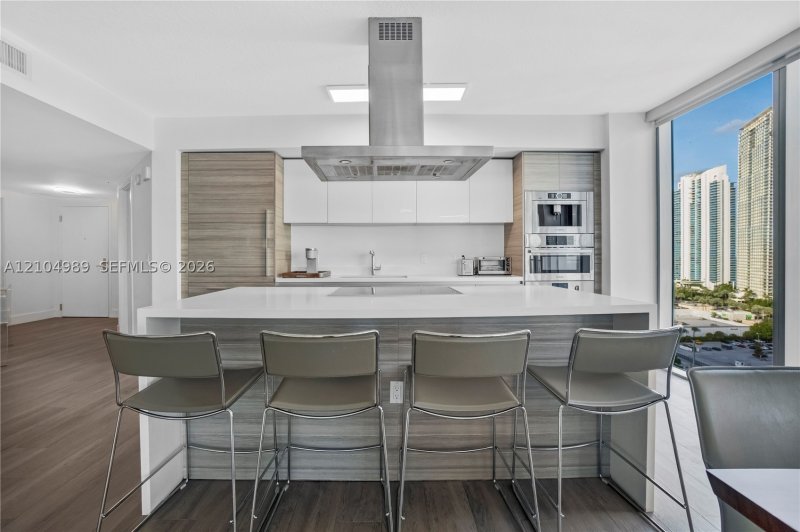 Condo for sale at Parque Towers at St. Tropez 4-1802