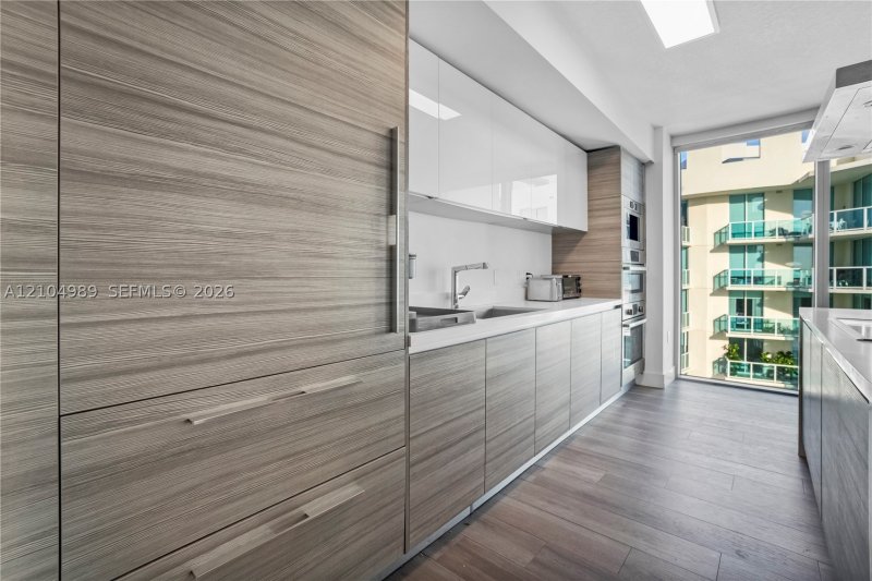 Condo for sale at Parque Towers at St. Tropez 4-1802