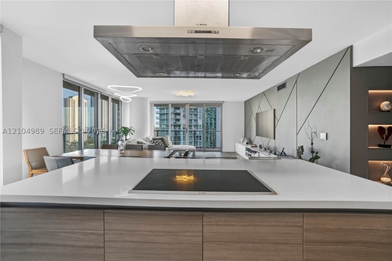 Condo for sale at Parque Towers at St. Tropez 4-1802