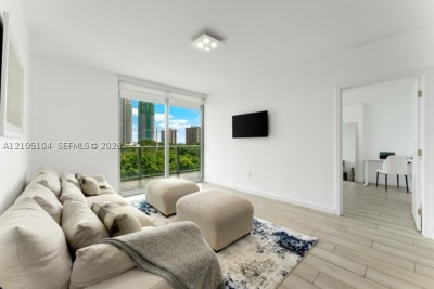 Le Parc at Brickell Apt #707