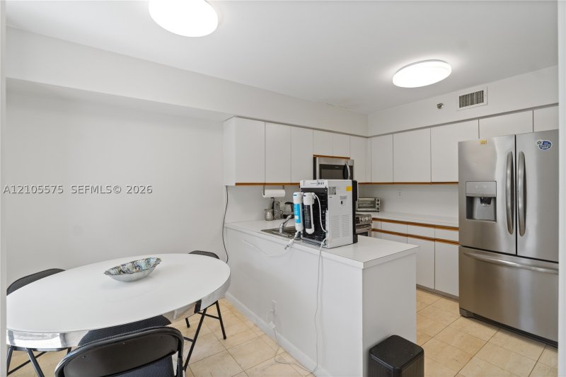 Comprar apartamento no Mystic Pointe 300 215