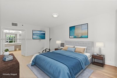 Comprar apartamento no Mystic Pointe 300 215