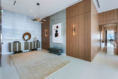 Comprar apartamento en Aston Martin Residences PH6001C