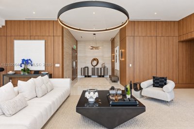 Comprar apartamento en Aston Martin Residences PH6001C