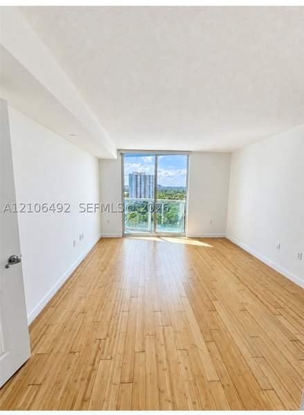 Condo for sale at Skyline On Brickell 1911