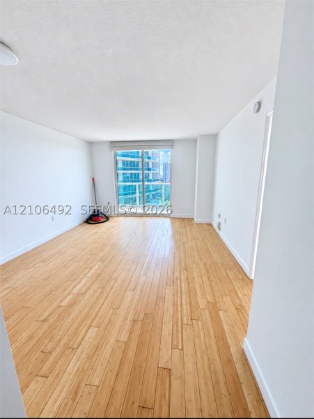 Condo for sale at Skyline On Brickell 1911