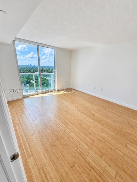 Condo for sale at Skyline On Brickell 1911