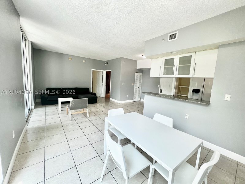 Condo for sale at 1800 Biscayne Plaza 305