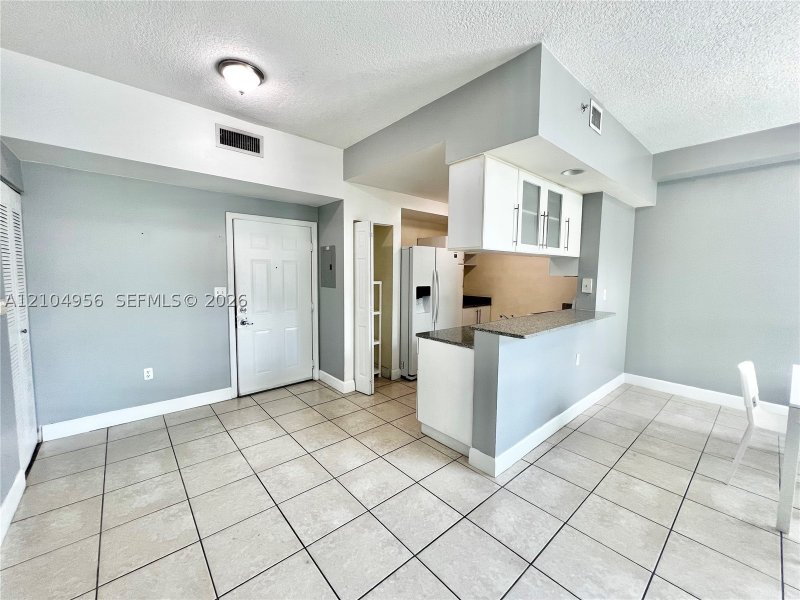 Condo for sale at 1800 Biscayne Plaza 305
