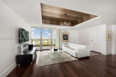 Comprar apartamento no Grovenor House 1803
