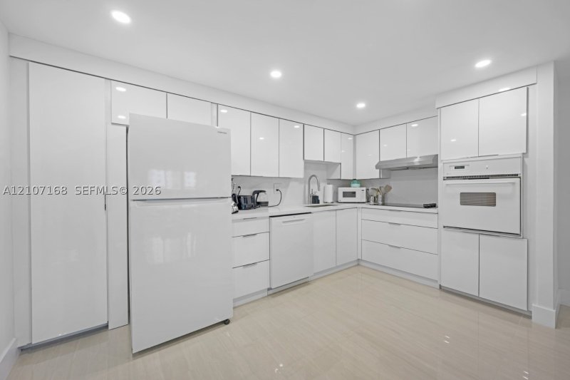 Property photo # 9