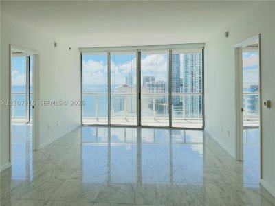 Comprar apartamento en Icon Brickell Tower II 3803