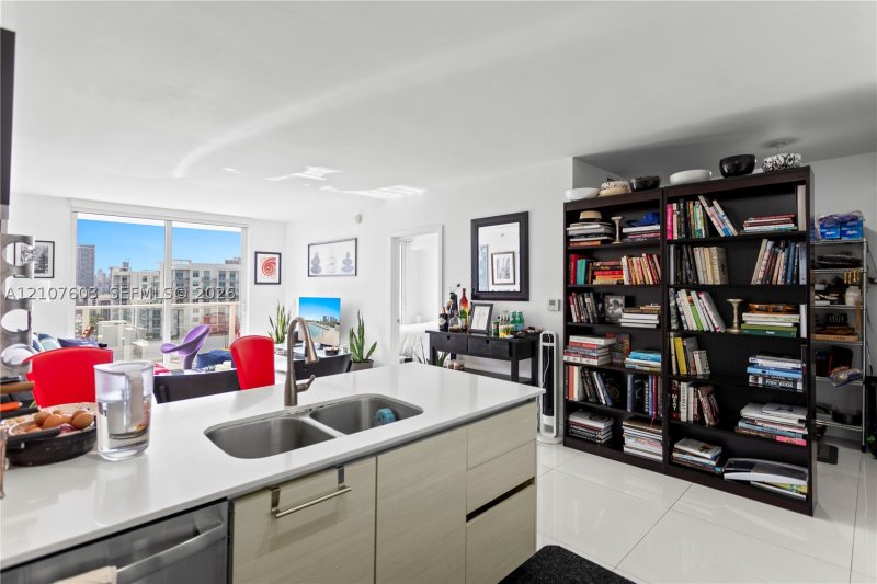 Condo for sale at Baltus House 1418