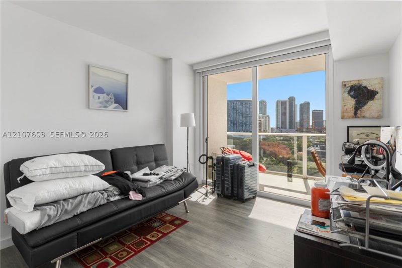Condo for sale at Baltus House 1418