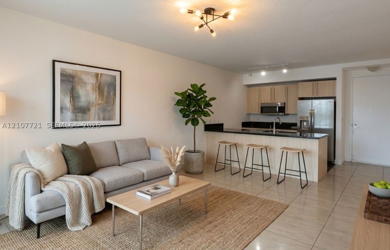 Condo for sale at Axis on Brickell South Tower 1102-S