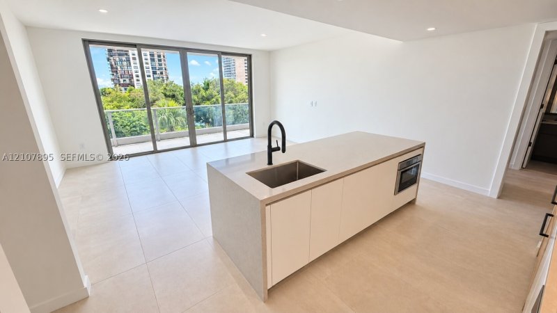 Apartment for rent at 2200 Brickell 312