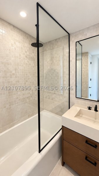 Apartment for rent at 2200 Brickell 312