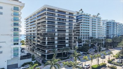 apartamentos en venta en The Waves Condo