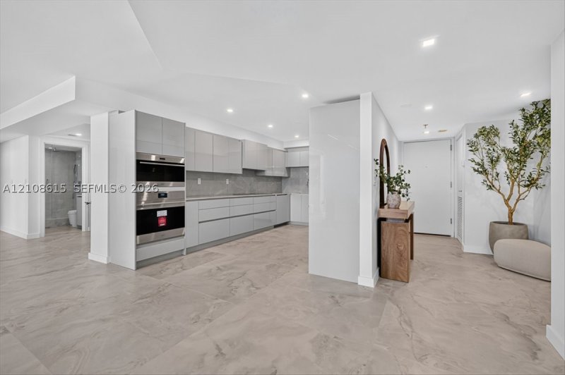 Comprar apartamento en The Waves Condo 1201